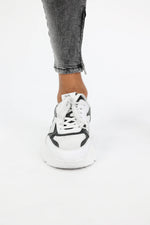 Load image into Gallery viewer, Parenti Sneakers - BlackBeard Fashion Lounge - 
